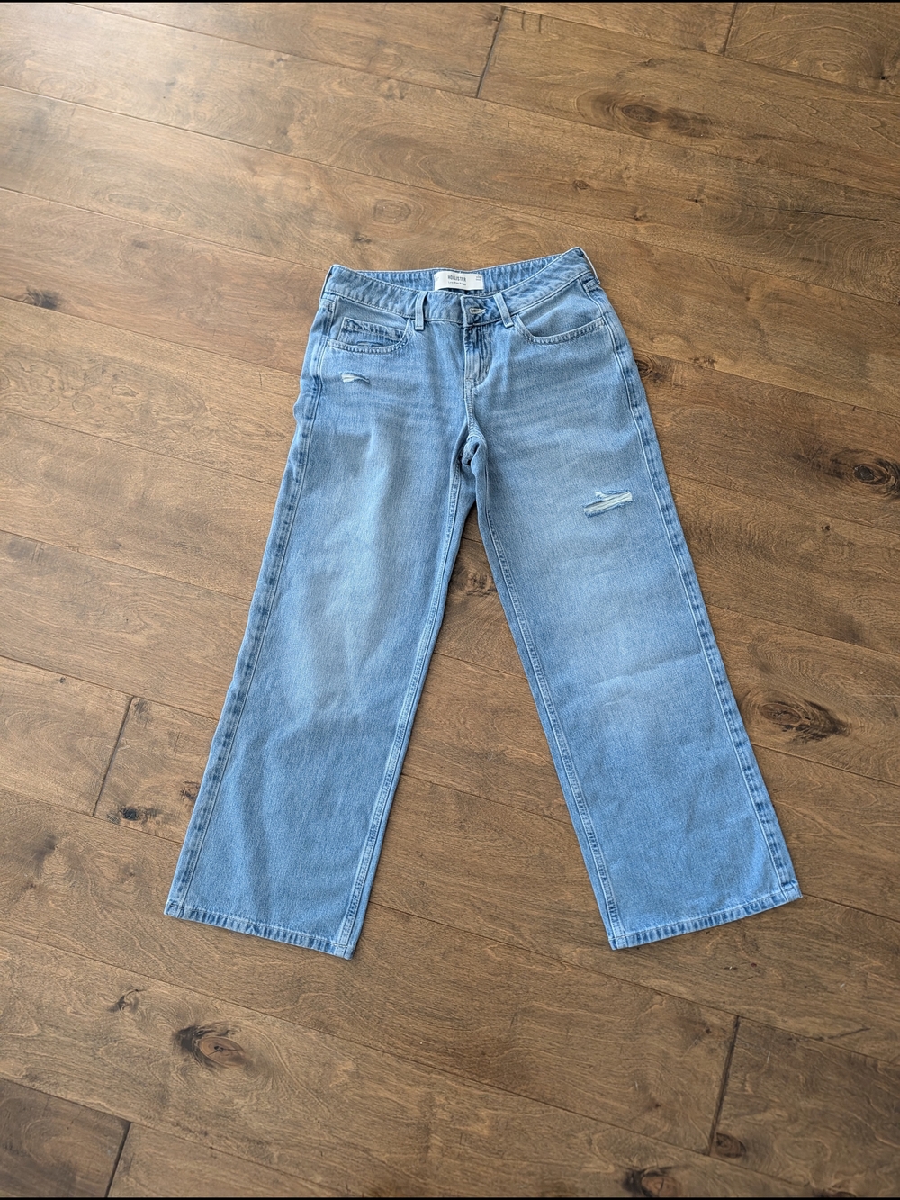 Hollister Low Rise Baggy Distressed 2short
